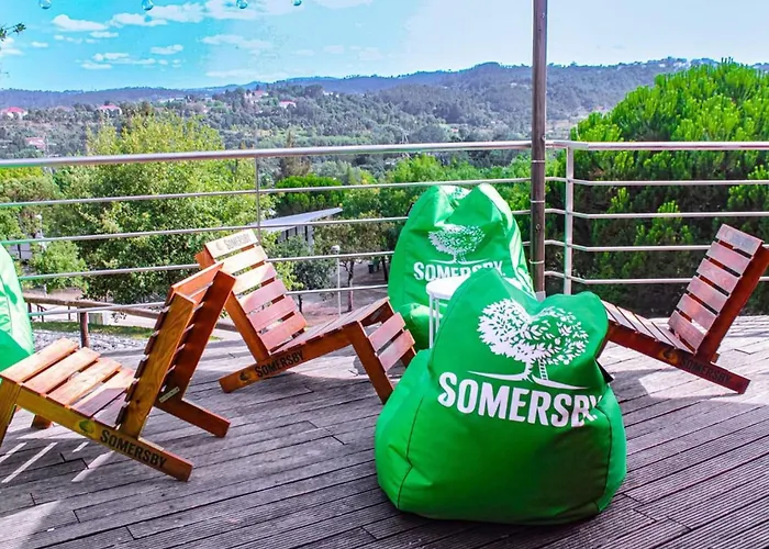 De Charme Avec Terrasse - 5 Pers, 2 Chambres, Espace Jardin - Api-1-52-1838 *