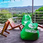 De Charme Avec Terrasse - 5 Pers, 2 Chambres, Espace Jardin - Api-1-52-1838 *