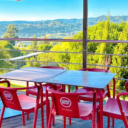 De Charme Avec Terrasse - 5 Pers, 2 Chambres, Espace Jardin - Api-1-52-1838 *