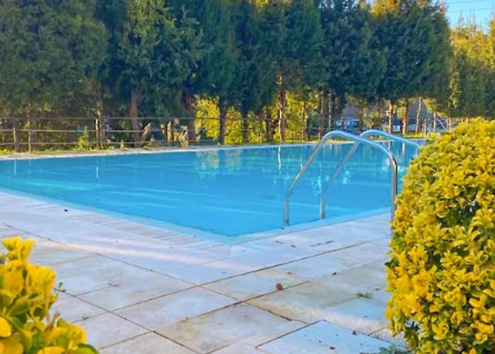 De Charme Avec Terrasse - 5 Pers, 2 Chambres, Espace Jardin - Api-1-52-1838 Kamp alanı *