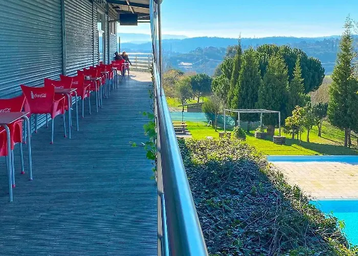 De Charme Avec Terrasse - 5 Pers, 2 Chambres, Espace Jardin - Api-1-52-1838 *